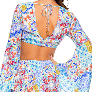 AY QUE CUTE! - Bell Sleeve Crop Top