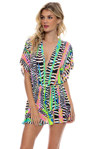 LULI DISCO - Playera V Neck Ruffle Dress • Multicolor