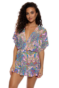 PINKIN' ABOUT YOU - Playera V Neck Ruffle Dress • Multicolor